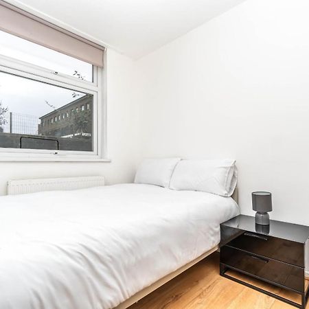 Bright Guest House In Hackney London Exterior photo