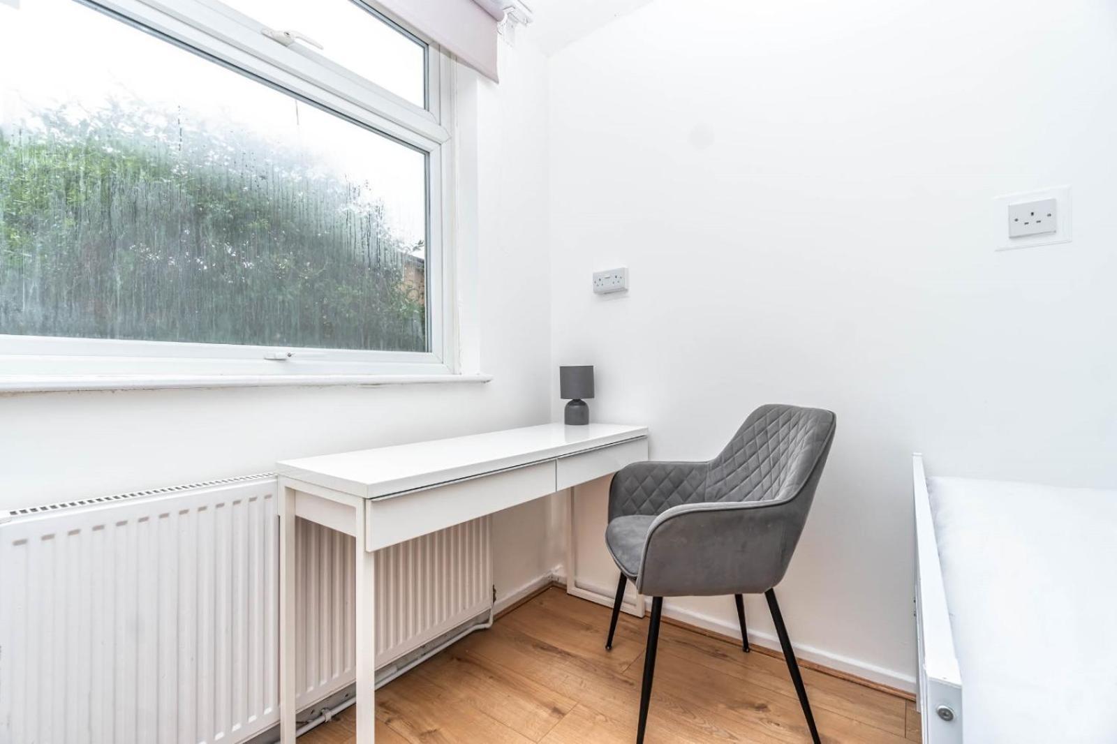 Bright Guest House In Hackney London Exterior photo